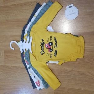4 pack bodysuits 0-3 months NWT